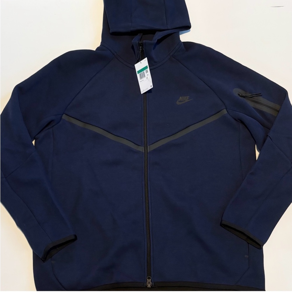 Nike Men's Dark Blue Performance Jacket